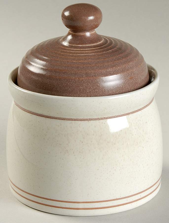 Nutmeg Sugar Bowl & Lid by Royal Doulton-1
