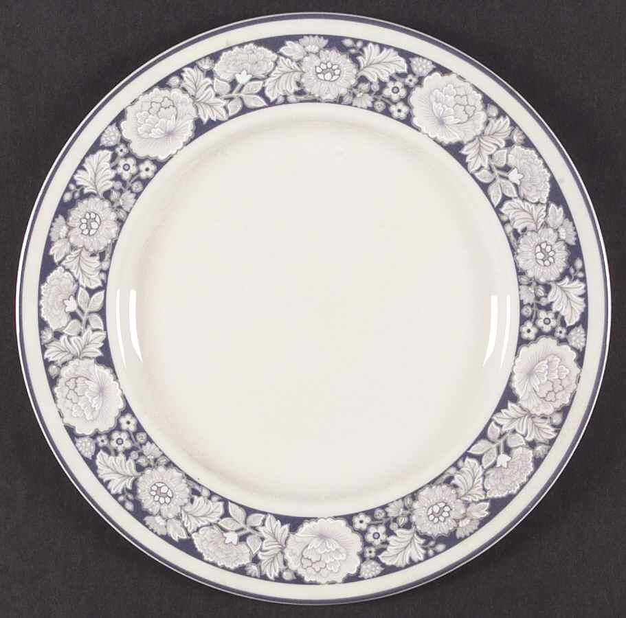 Oakdene Dinner Plate by Royal Doulton-1