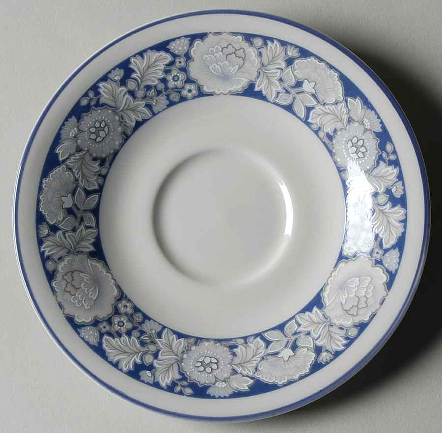 Oakdene Saucer by Royal Doulton-1