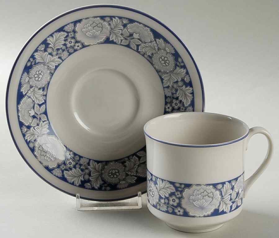 Oakdene Flat Cup & Saucer Set by Royal Doulton-1