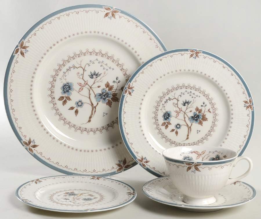 Old Colony 5 Piece Place Setting by Royal Doulton-1
