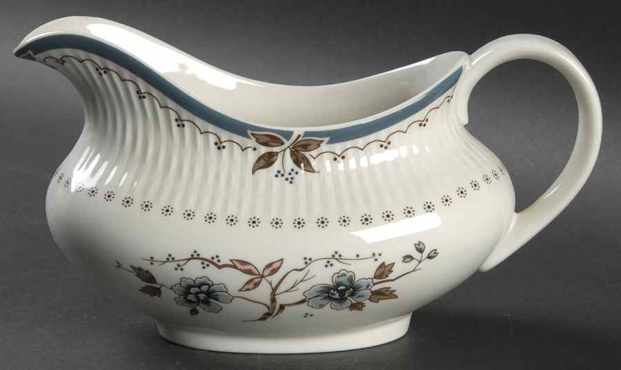 Old Colony Gravy Boat by Royal Doulton-1