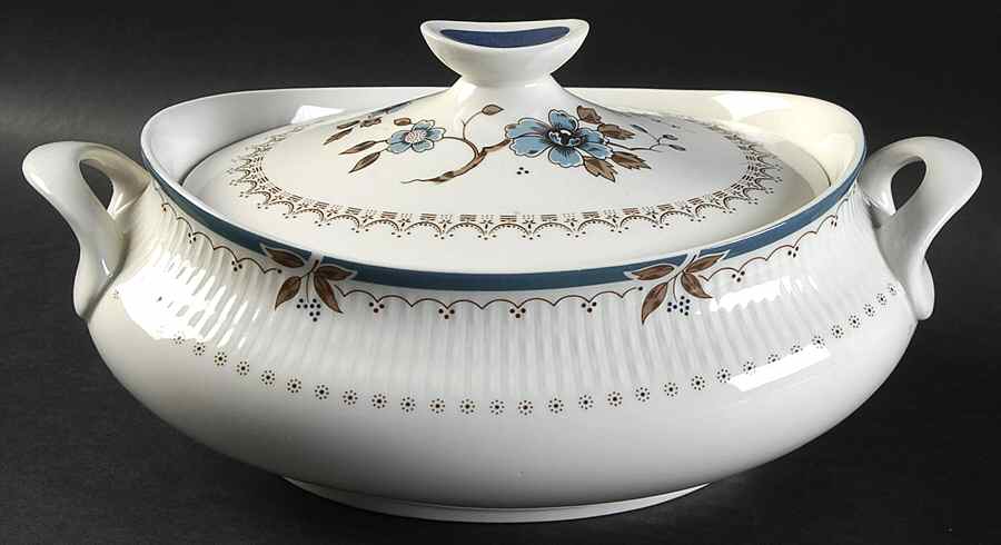 Old Colony Oval Covered Vegetable by Royal Doulton-1