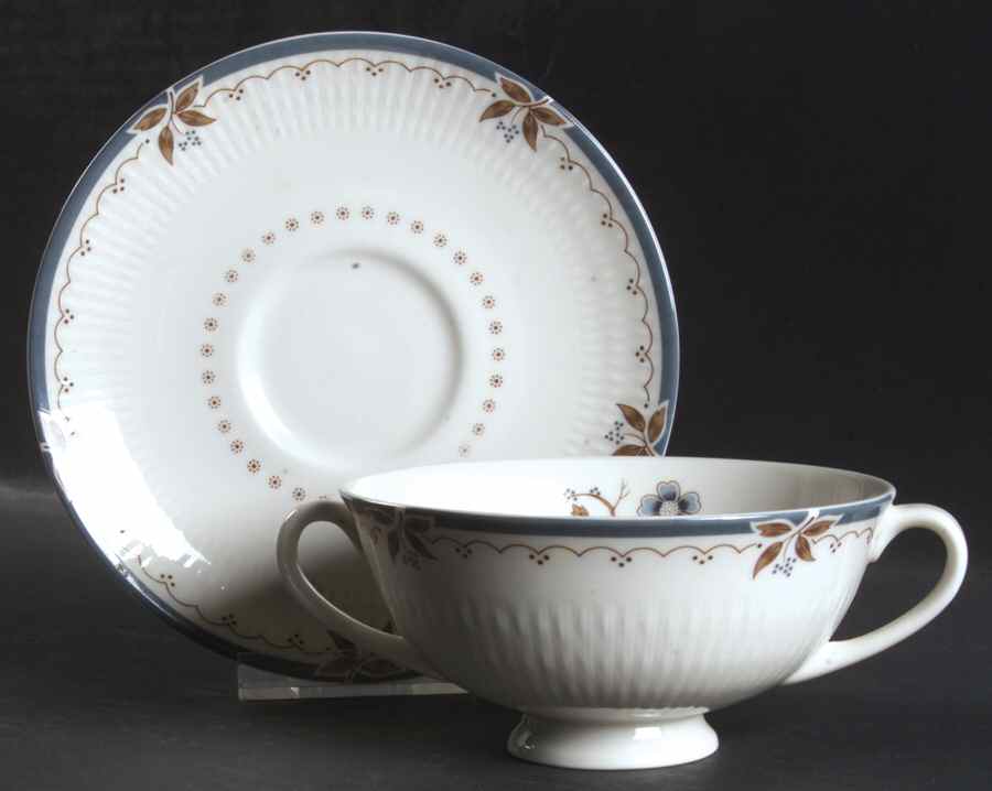 Old Colony Footed Cream Soup Bowl & Saucer Set by Royal Doulton-1