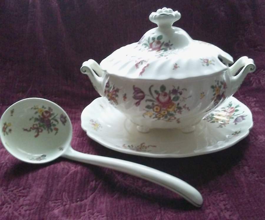 Old Leeds Spray Tureen & Lid w/Ladle & Underplate by Royal Doulton-1