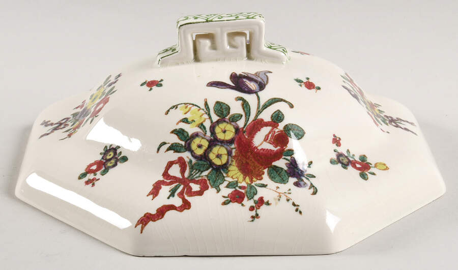 Old Leeds Spray Lid for Round Vegetable by Royal Doulton-1