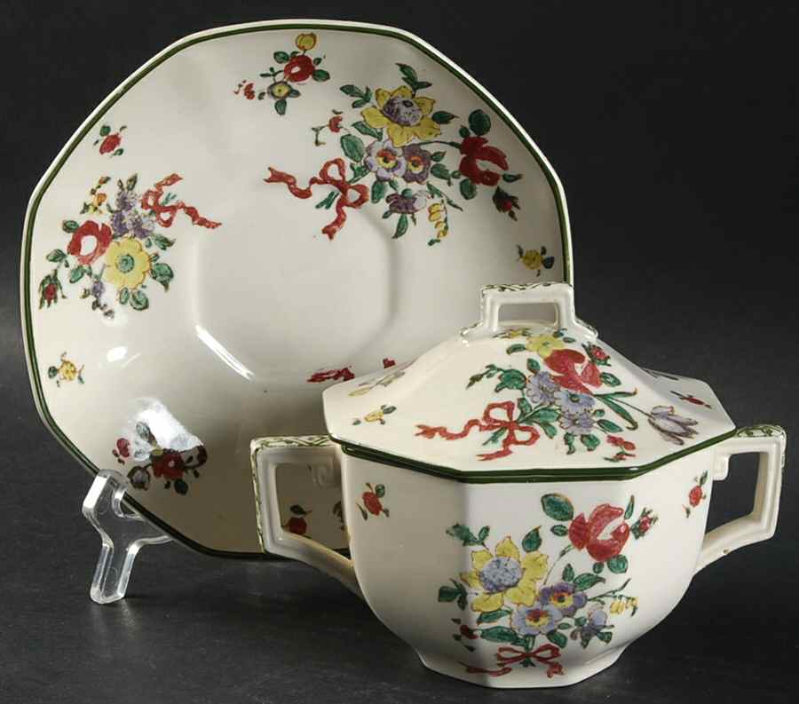 Old Leeds Spray Bouillon Soup & Saucer with Lid by Royal Doulton-1