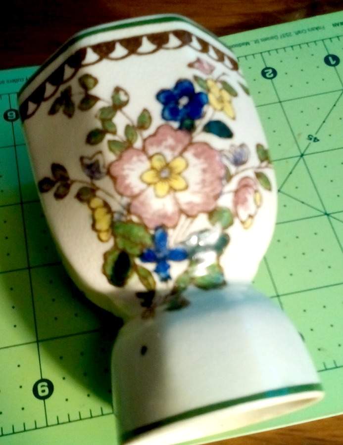 Old Leeds Spray Double Egg Cup by Royal Doulton-1