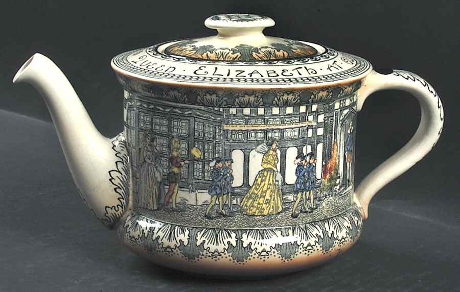 Old Moreton Hall Teapot & Lid by Royal Doulton-1