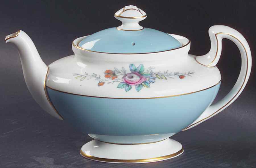 Old Westbury Blue Teapot & Lid by Royal Doulton-1