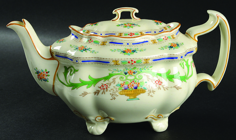 Ormonde Teapot & Lid by Royal Doulton-1