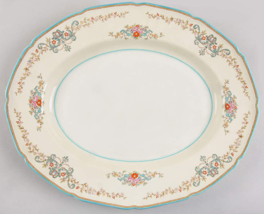 Pembroke 14" Oval Serving Platter by Royal Doulton-1