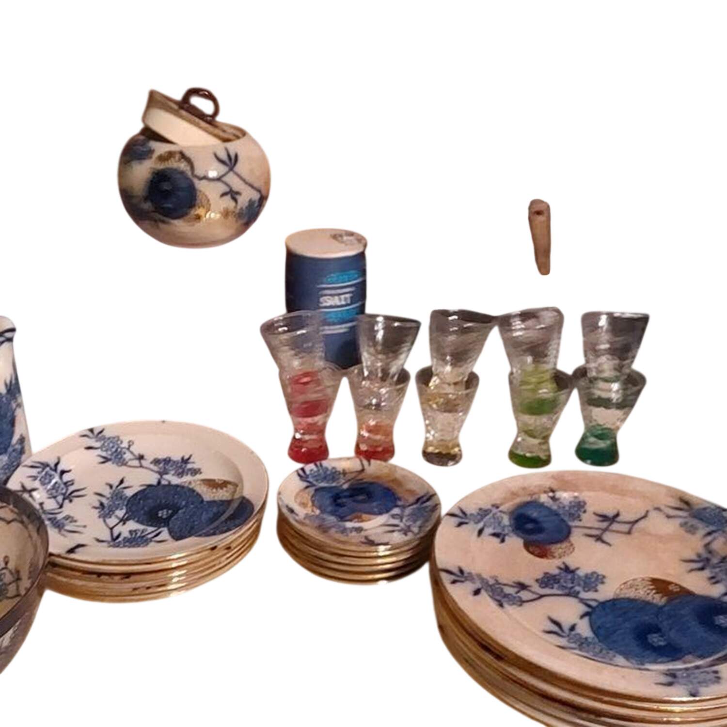 Persian Spray Luncheon Plate by Royal Doulton-1