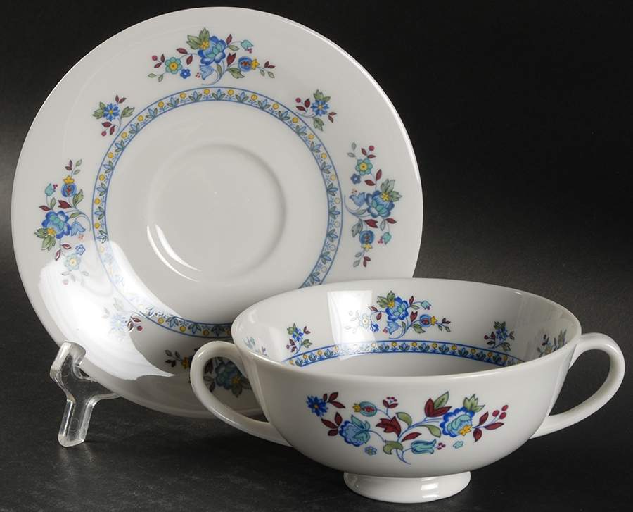 Plymouth Footed Cream Soup Bowl & Saucer Set by Royal Doulton-1