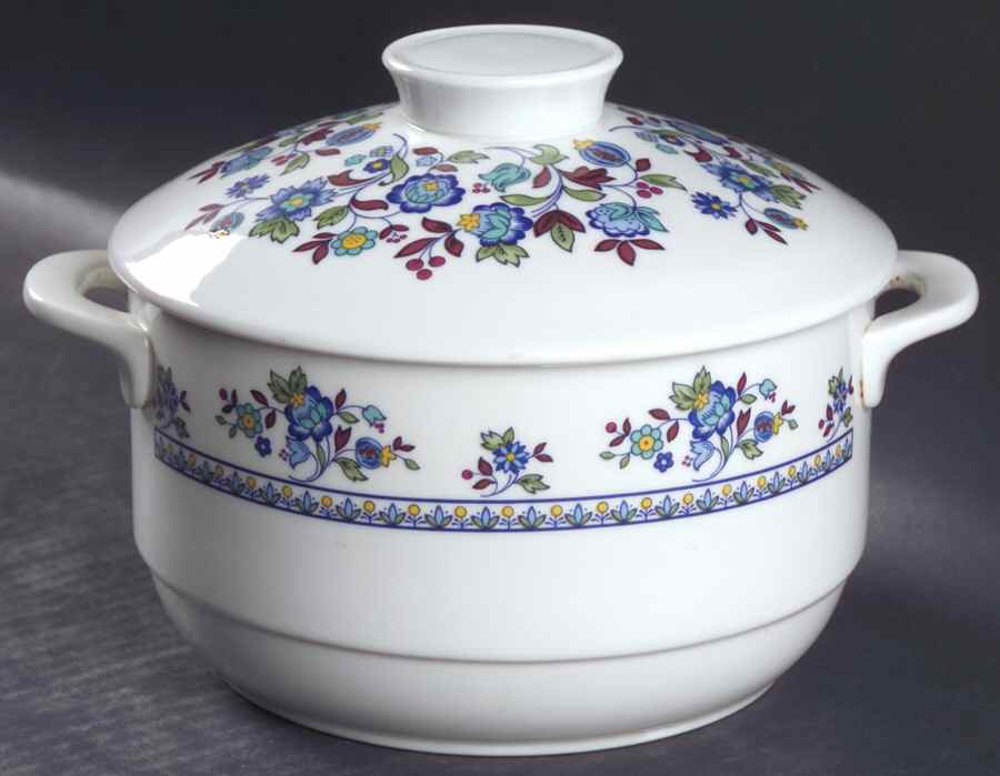 Plymouth Small Oven-To-Table Round Covered Casserole by Royal Doulton-1