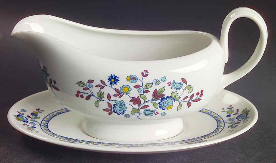 Plymouth Gravy Boat & Underplate by Royal Doulton-1