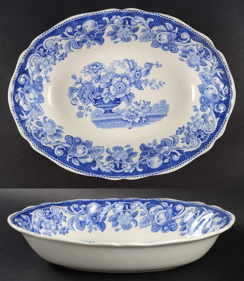 Pomeroy Blue and White (D6323) 10" Oval Vegetable Bowl by Royal Doulton-1
