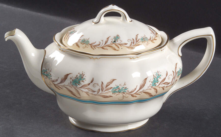Prelude Teapot & Lid by Royal Doulton-1