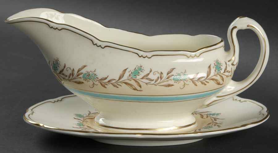 Prelude Gravy Boat with Attached Underplate by Royal Doulton-1