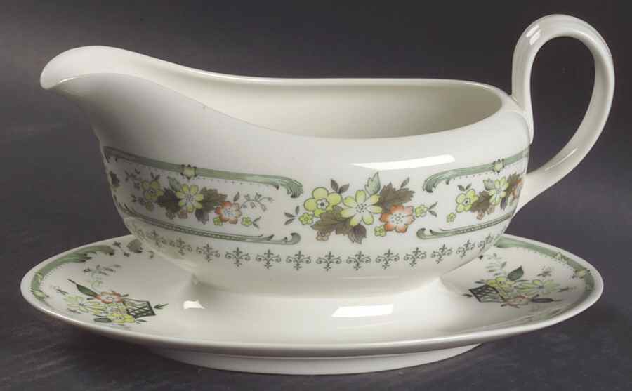 Provencal Gravy Boat with Attached Underplate by Royal Doulton-1