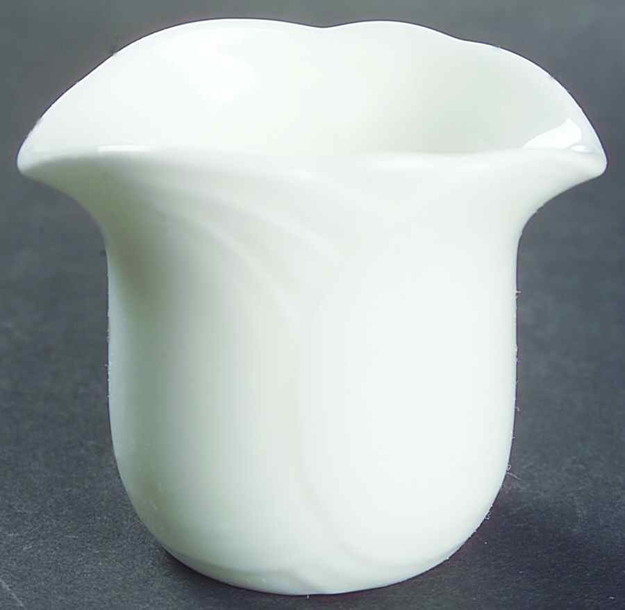 Profile Single Egg Cup by Royal Doulton-1