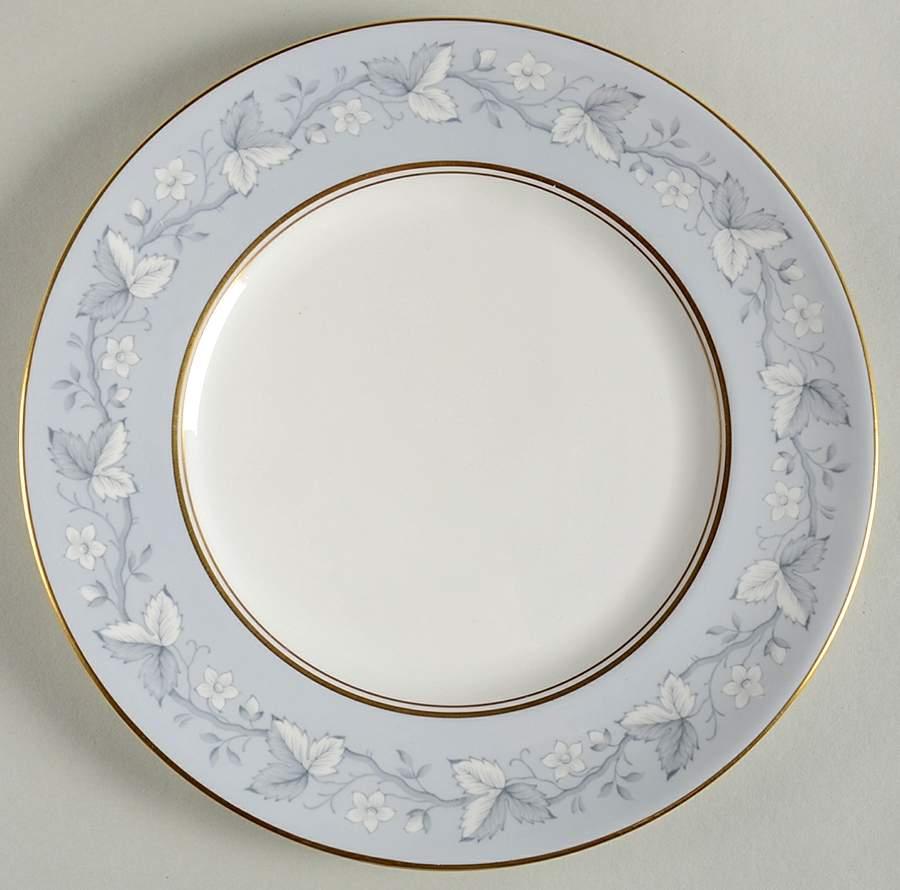 Queensbury Luncheon Plate by Royal Doulton-1