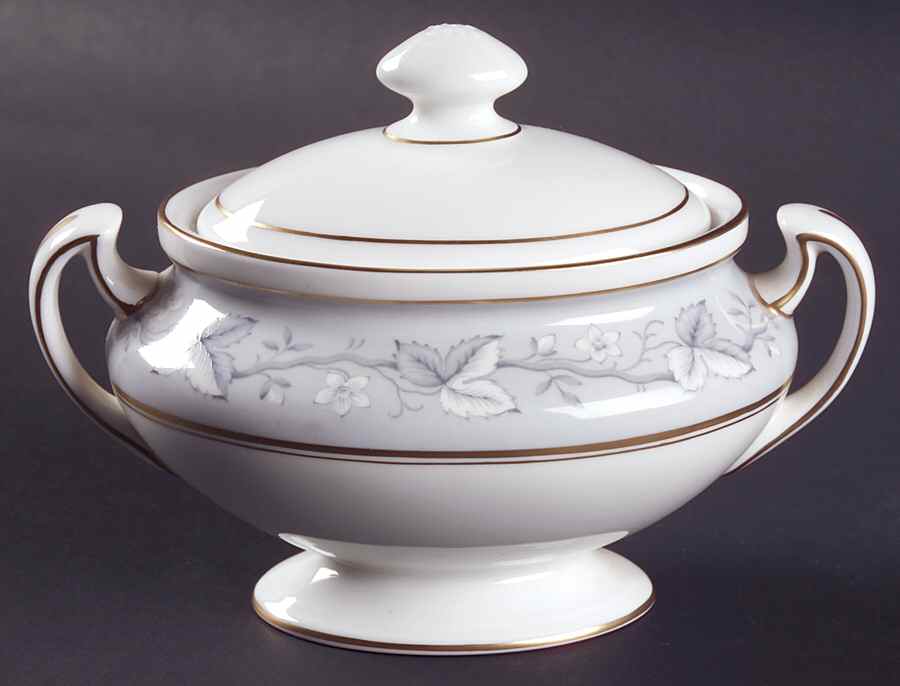 Queensbury Sugar Bowl & Lid by Royal Doulton-1