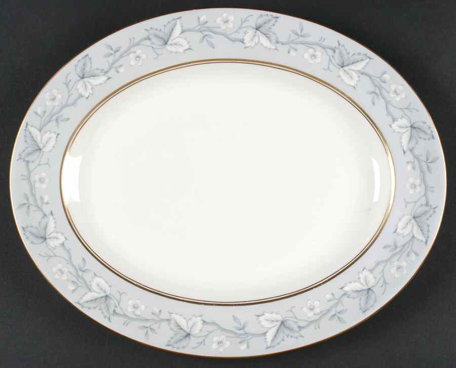 Queensbury 12" Oval Serving Platter by Royal Doulton-1