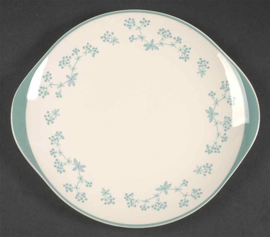 Queenslace Handled Cake Plate by Royal Doulton-1