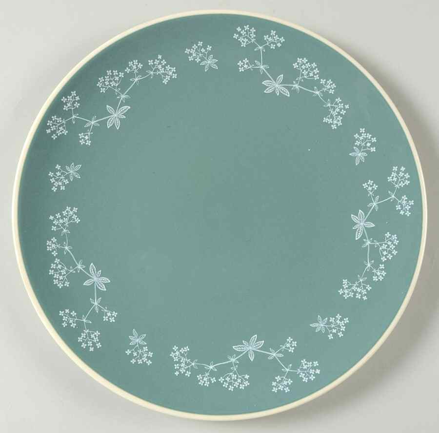 Queenslace Luncheon Plate by Royal Doulton-1