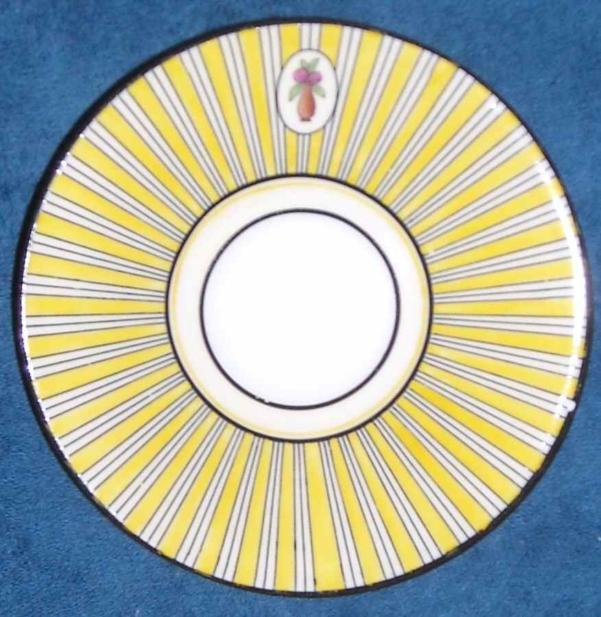 9652 Saucer by Royal Doulton-1