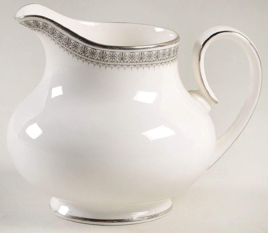 Ravenswood Creamer by Royal Doulton-1