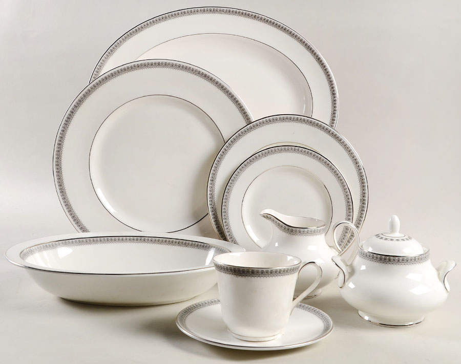 Ravenswood 45 Piece Starter Set by Royal Doulton-1