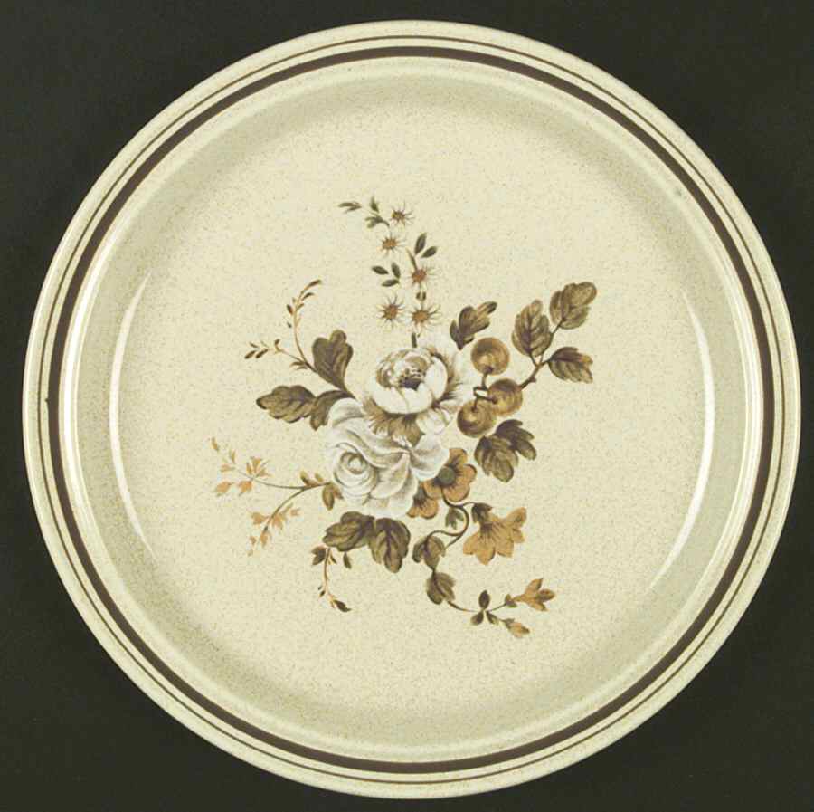 Ravel Dinner Plate by Royal Doulton-1