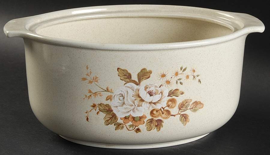 Ravel 2.5 Quart Oval Covered Casserole No Lid by Royal Doulton-1