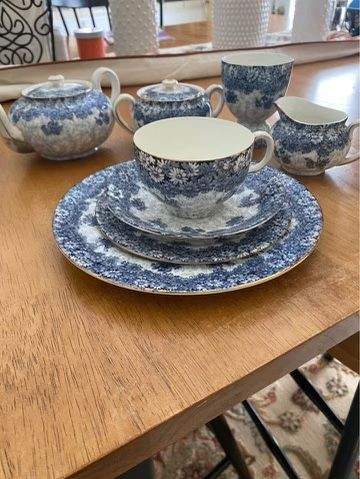 RD21 Footed Cup & Saucer Set by Royal Doulton-1