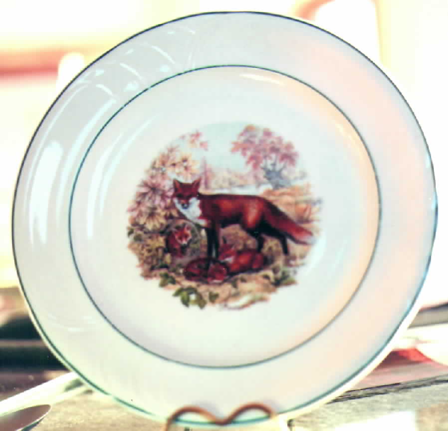 RD26 Dinner Plate by Royal Doulton-1