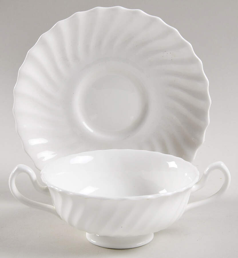 RD27 Footed Cream Soup Bowl & Saucer Set by Royal Doulton-1