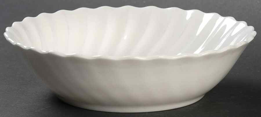 RD27 Fruit/Dessert (Sauce) Bowl by Royal Doulton-1