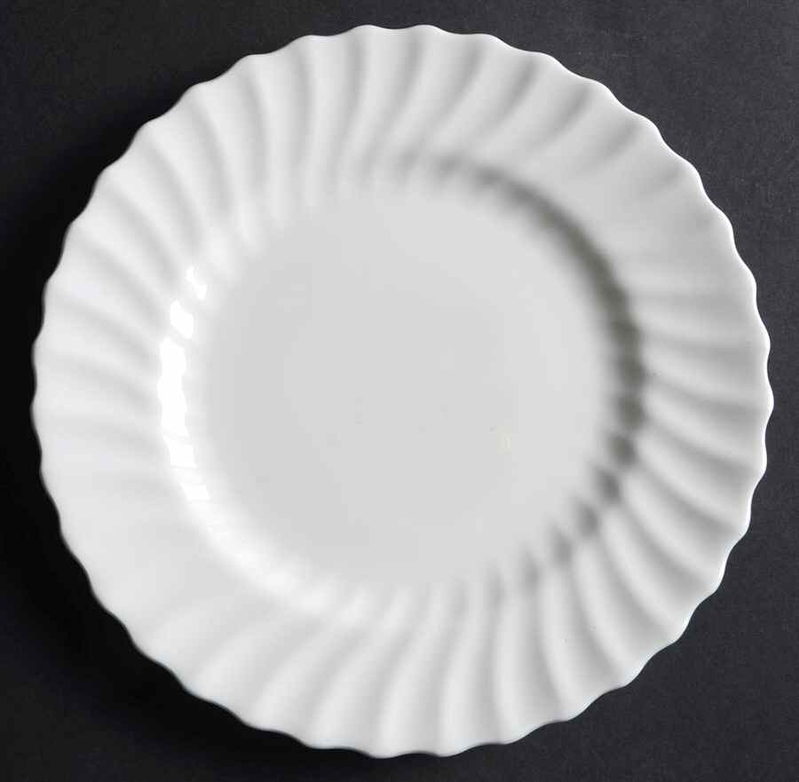 RD27 Salad Plate by Royal Doulton-1