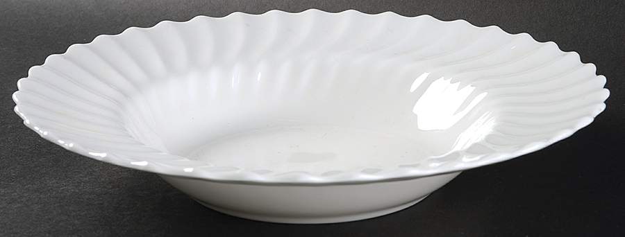 RD27 10" Round Vegetable Bowl by Royal Doulton-1