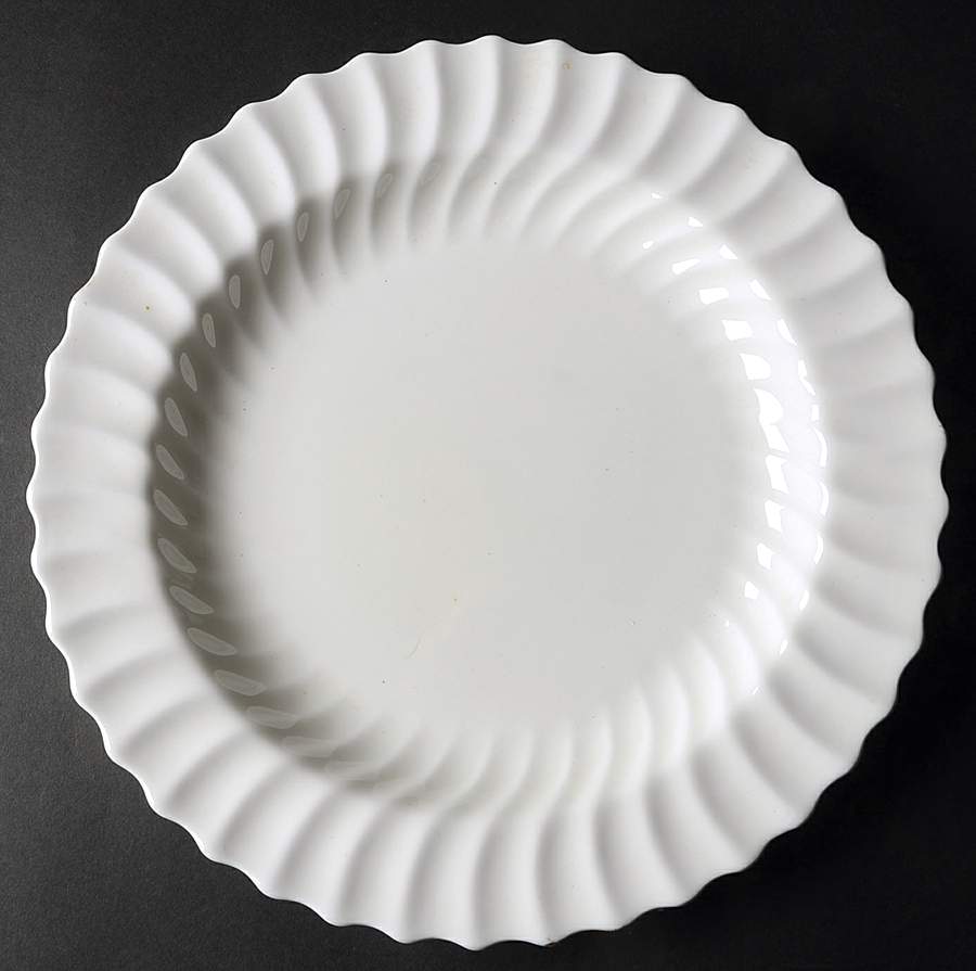 RD27 12" Chop Plate (Round Platter) by Royal Doulton-1