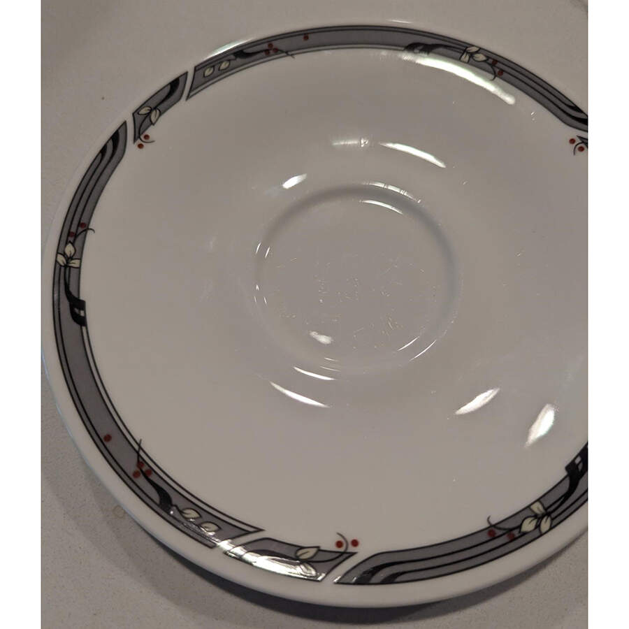 RD31 Saucer by Royal Doulton-1