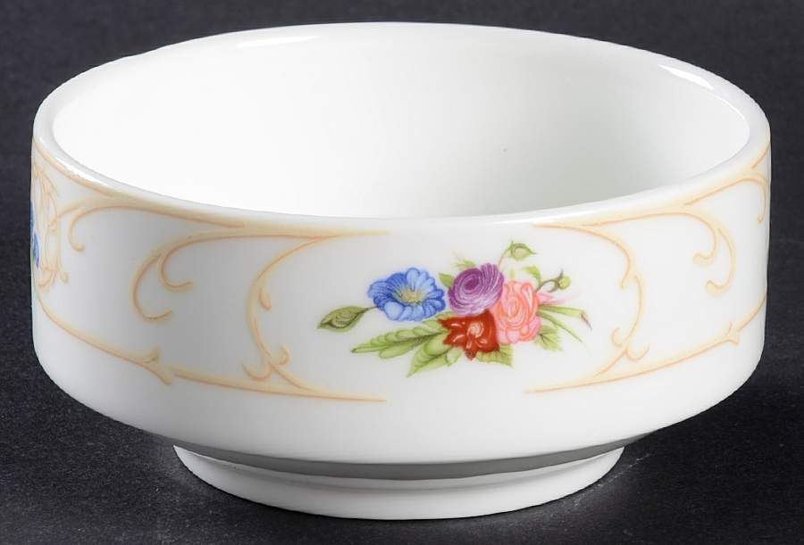RD39 Fruit/Dessert (Sauce) Bowl by Royal Doulton-1