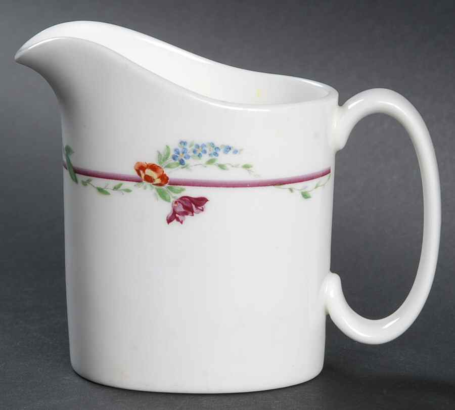 RD6 Creamer by Royal Doulton-1