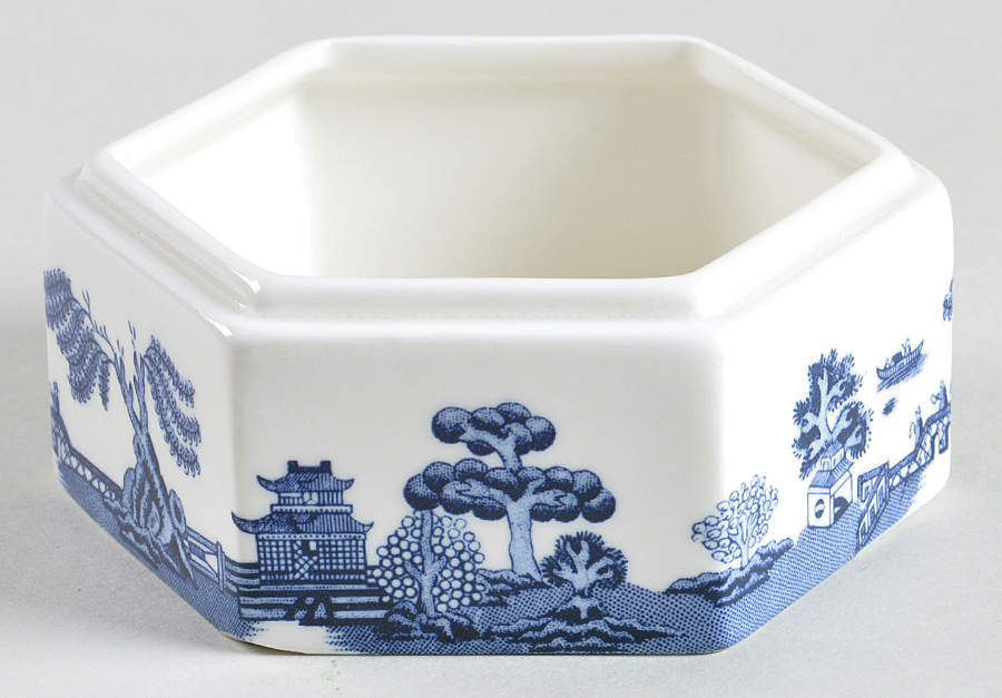 Real Old Willow Hexagonal Box, No Lid by Royal Doulton-1