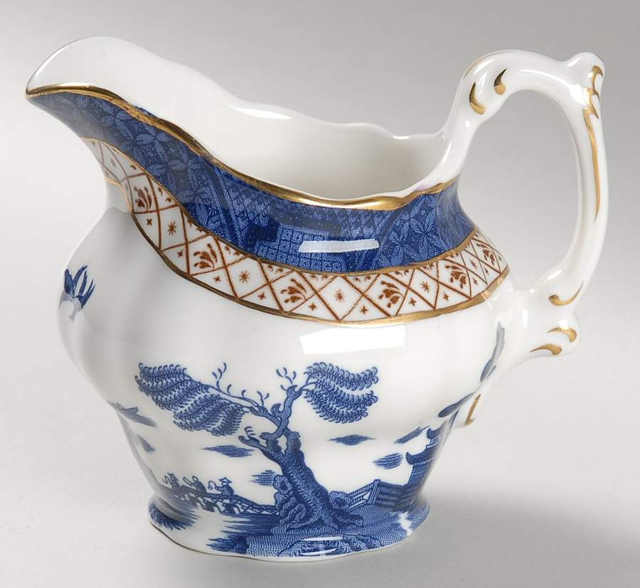 Real Old Willow Creamer by Royal Doulton-1