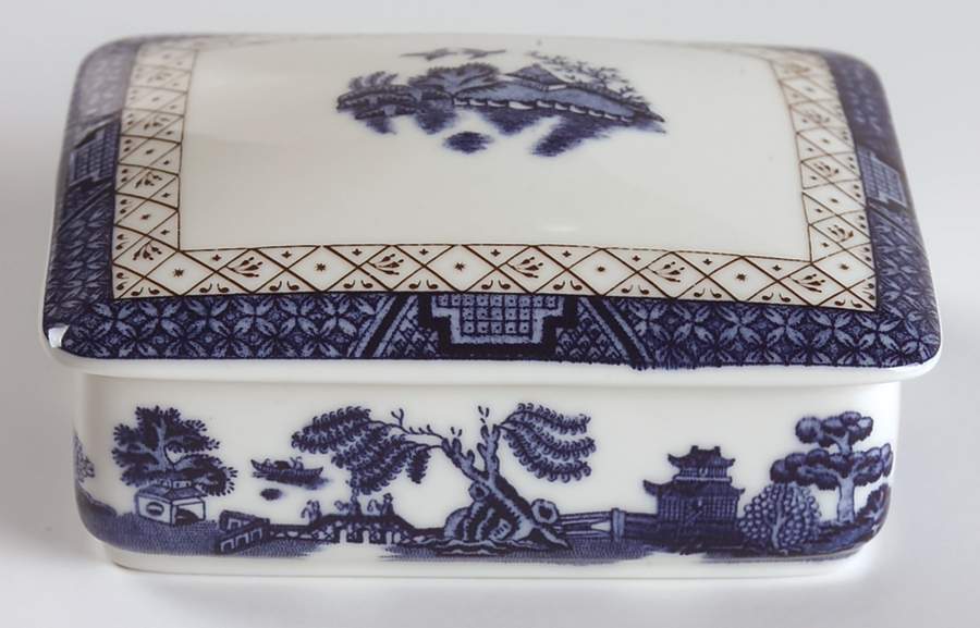 Real Old Willow Cigarette Box & Lid by Royal Doulton-1