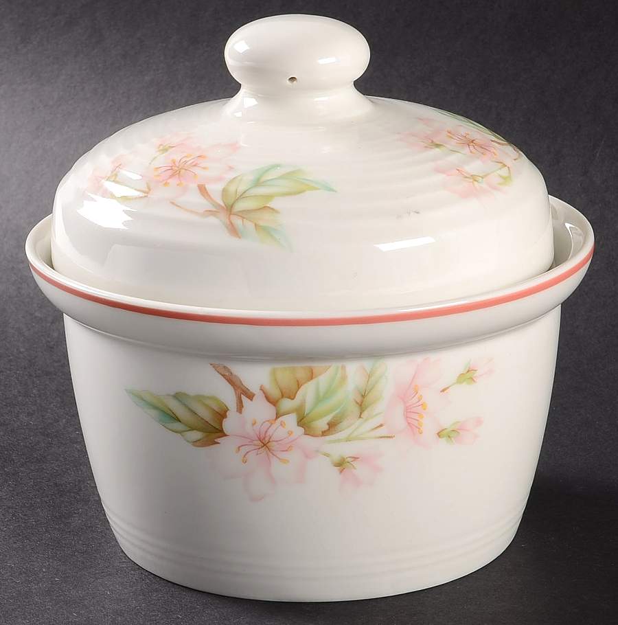 Regents Park Individual Casserole & Lid by Royal Doulton-1