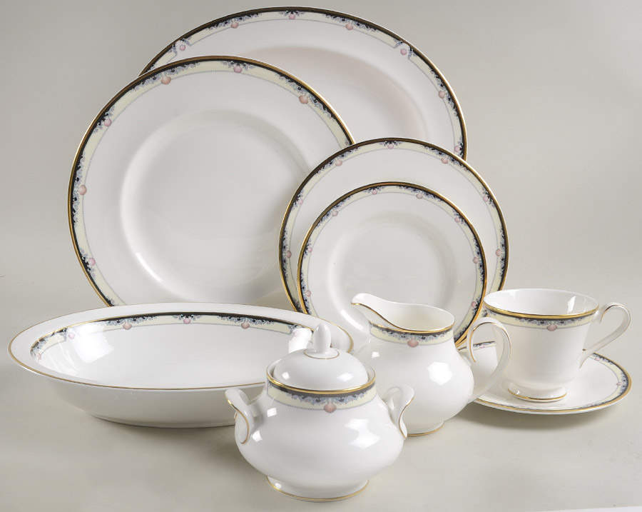 Rhodes 45 Piece Starter Set by Royal Doulton-1